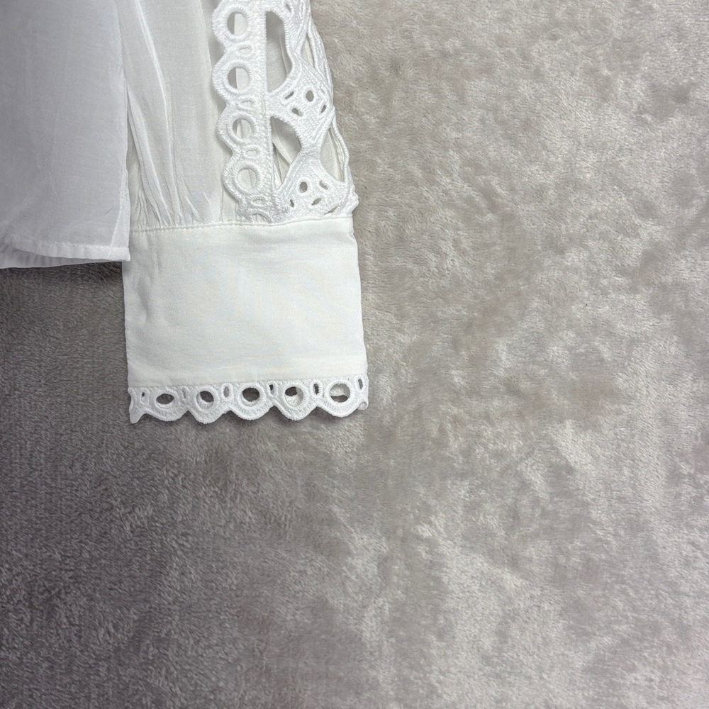 NWT--H&M White Sheer Eyelet Lace Trim Button Up Long Sleeve Size M - Picture 6 of 10
